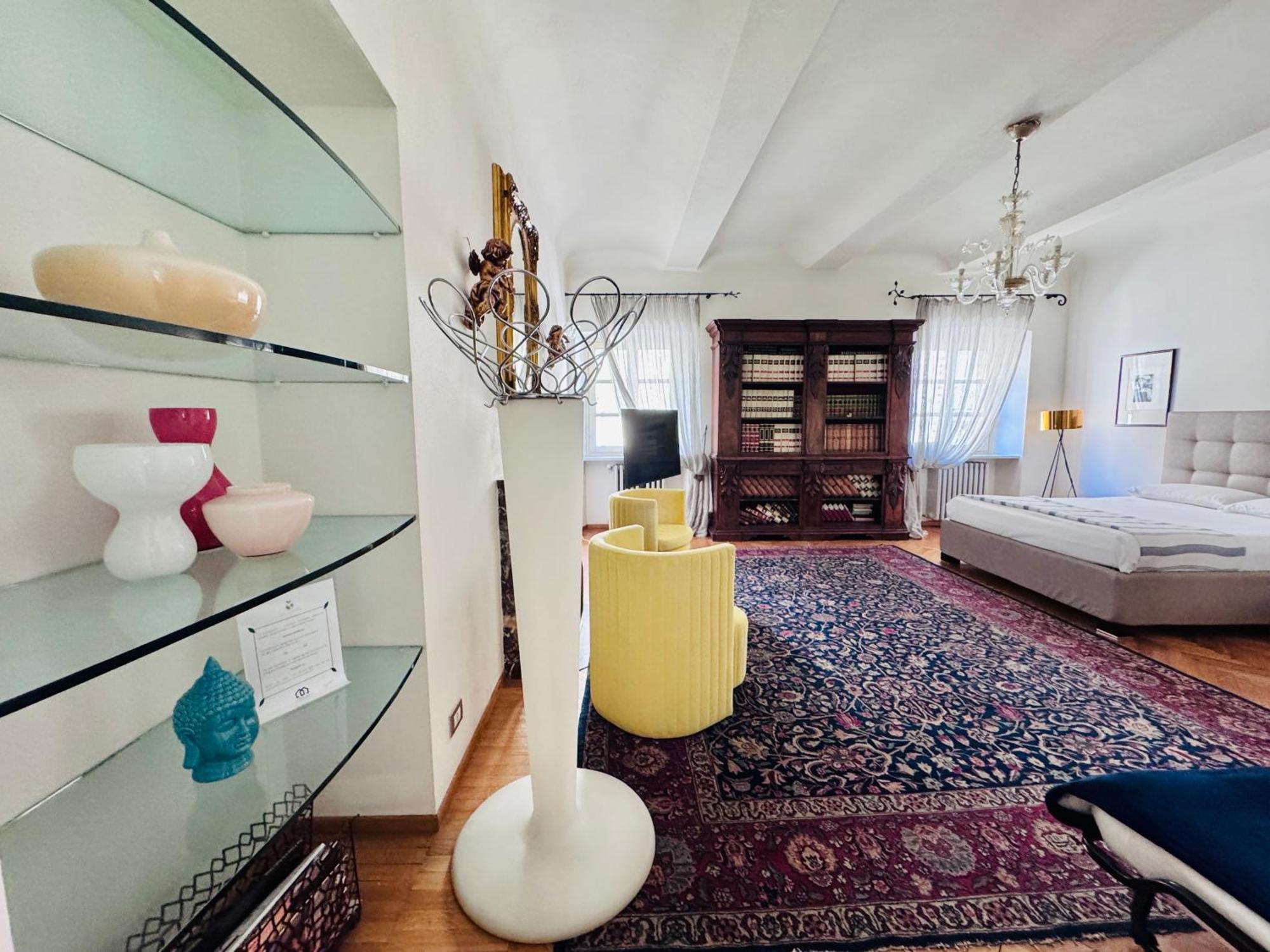 Comecasa Alfieri Elegant Apartment Asti Esterno foto
