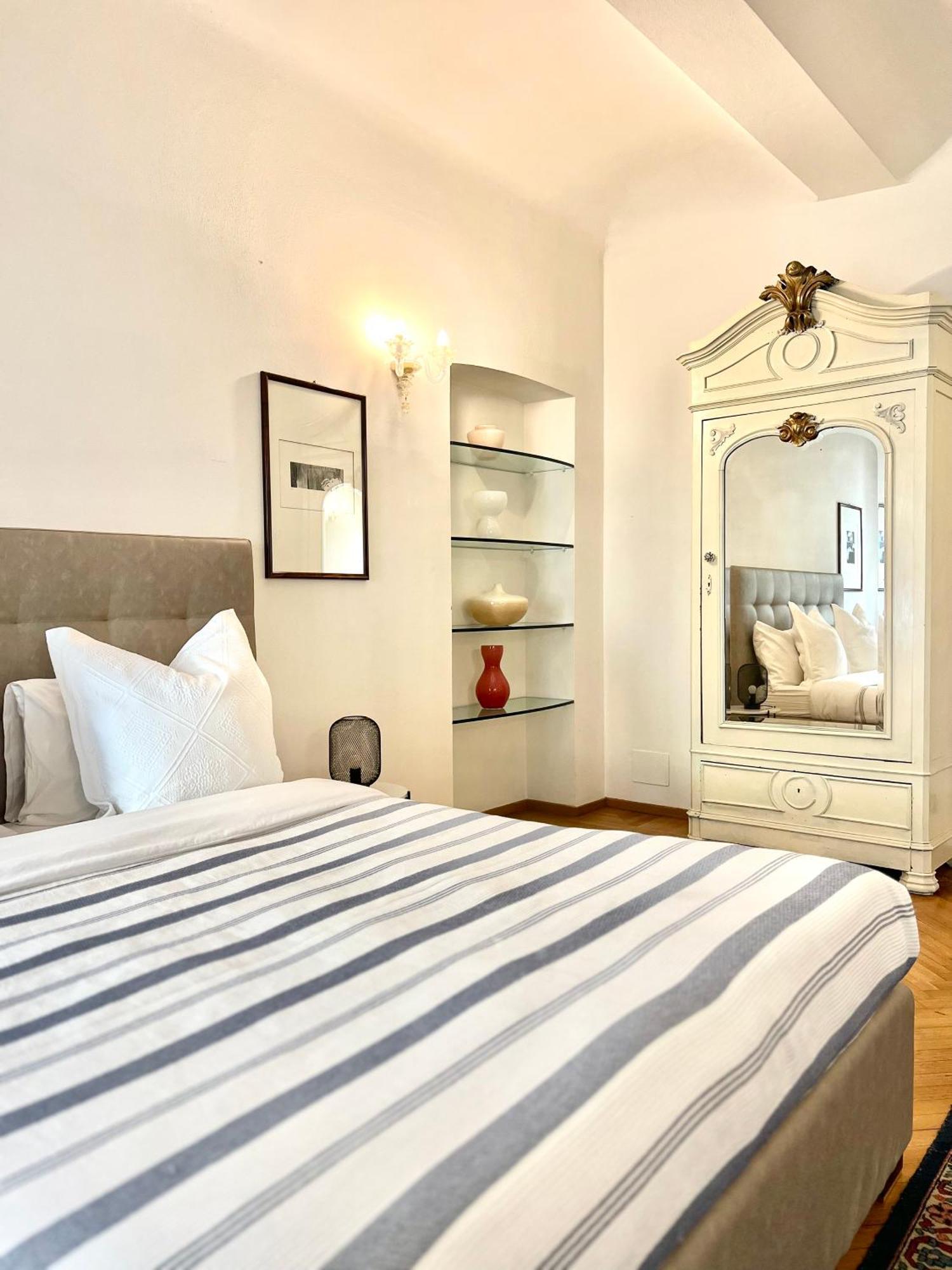 Comecasa Alfieri Elegant Apartment Asti Esterno foto